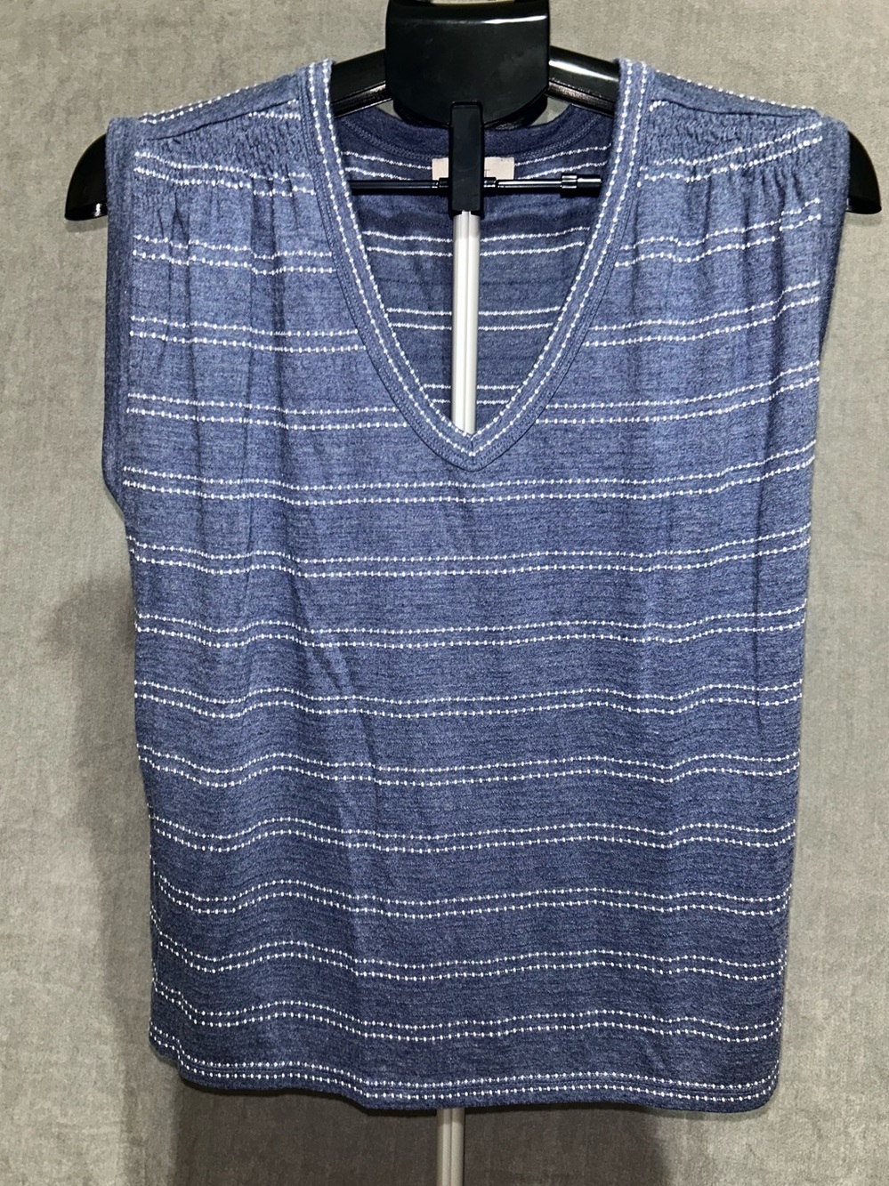 LOFT Outlet Blouse Medium Blue Cap Sleeveless V Neck White Stripes